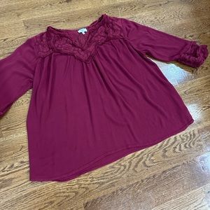Burgundy maroon crown & Ivy plus 1x peasant top